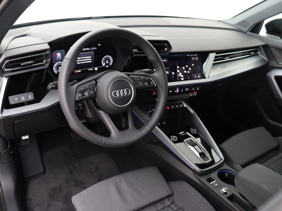 Audi A3 Sportback Advanced edition 40 TFSI e 150 kW / 204 PK