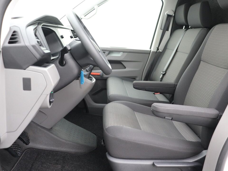 VW-Bedrijfswagens Transporter 2.0 TDI 110 PK L2H1 28 Comfortline