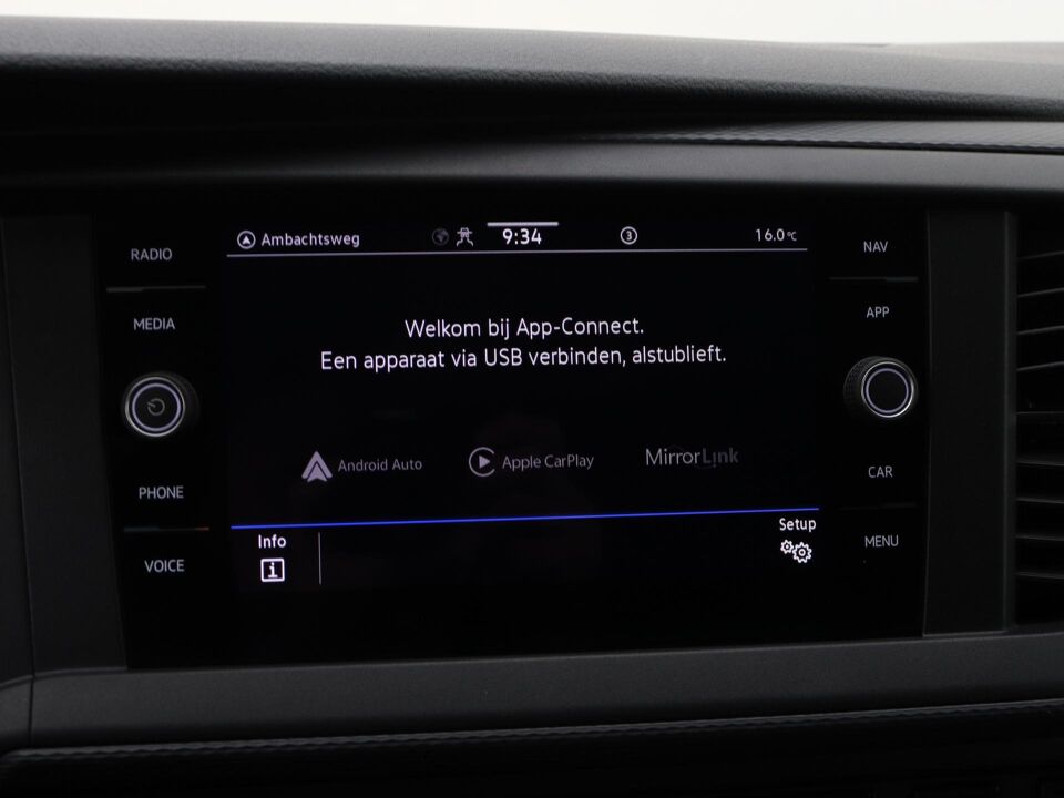 VW-Bedrijfswagens Transporter 2.0 TDI 110 PK L2H1 28 Comfortline