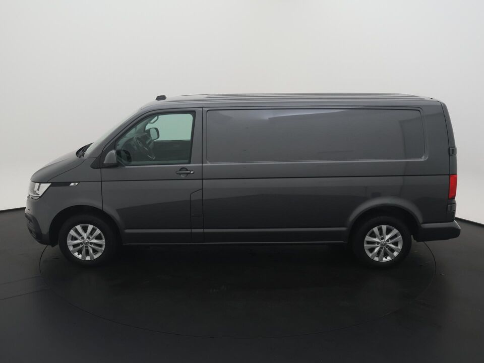 VW-Bedrijfswagens Transporter 2.0 TDI 150 PK DSG L2H1 28 Highline