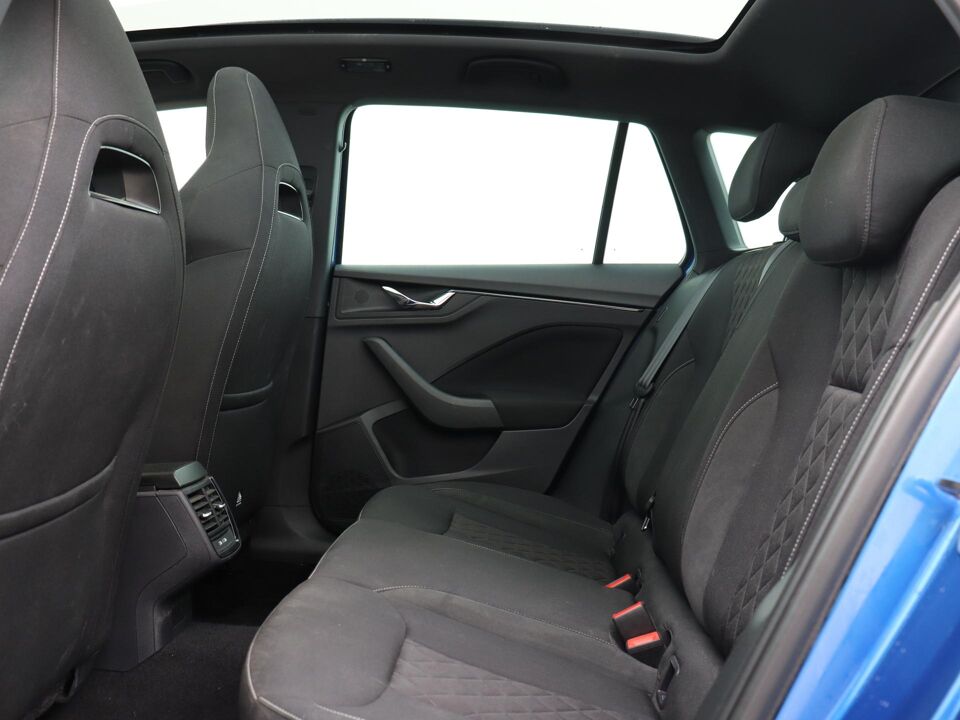 Škoda Kamiq 1.0 TSI 110 PK DSG Sport Business