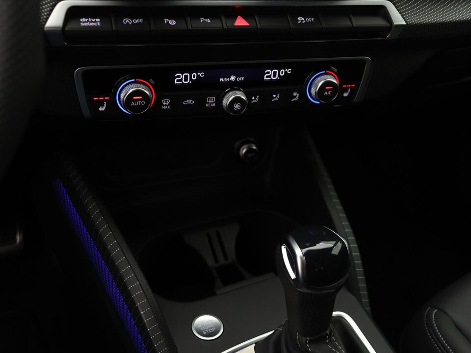 Audi Q2 35 TFSI S Edition