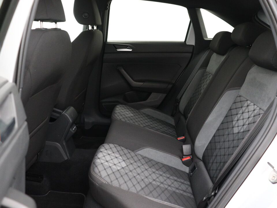 Volkswagen Taigo 1.0 TSI R-Line