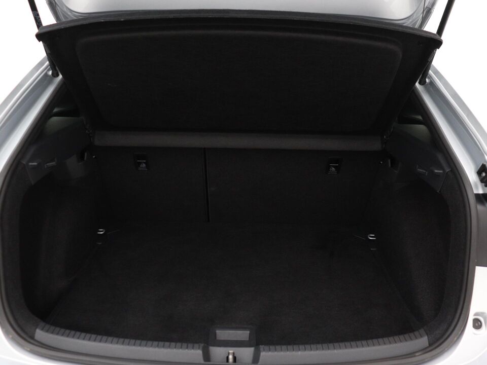 Volkswagen Taigo 1.0 TSI R-Line