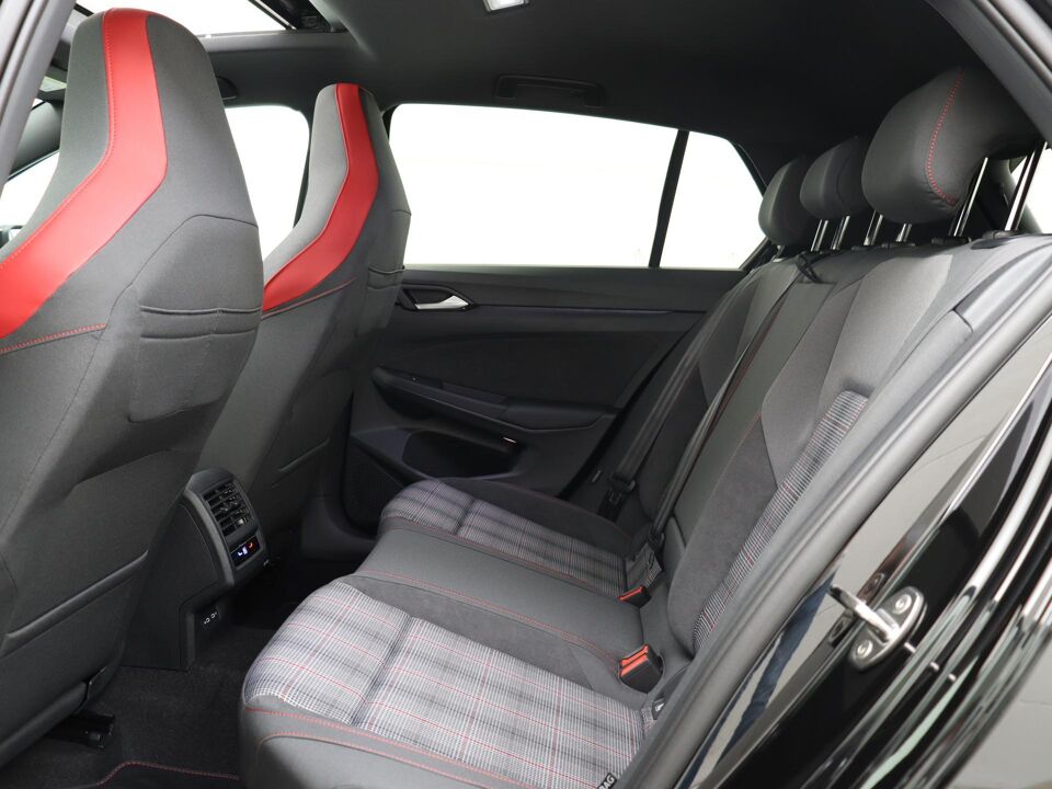 Volkswagen Golf GTI 2.0 TSI DSG 195 kW / 265 pk