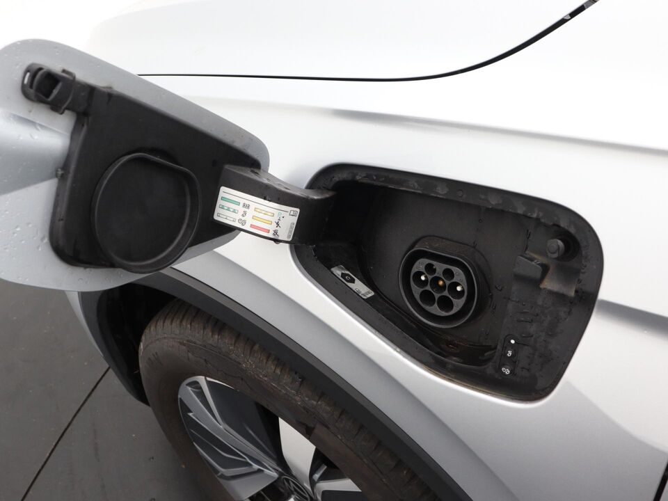 Volkswagen Tiguan 1.4 TSI eHybrid Life
