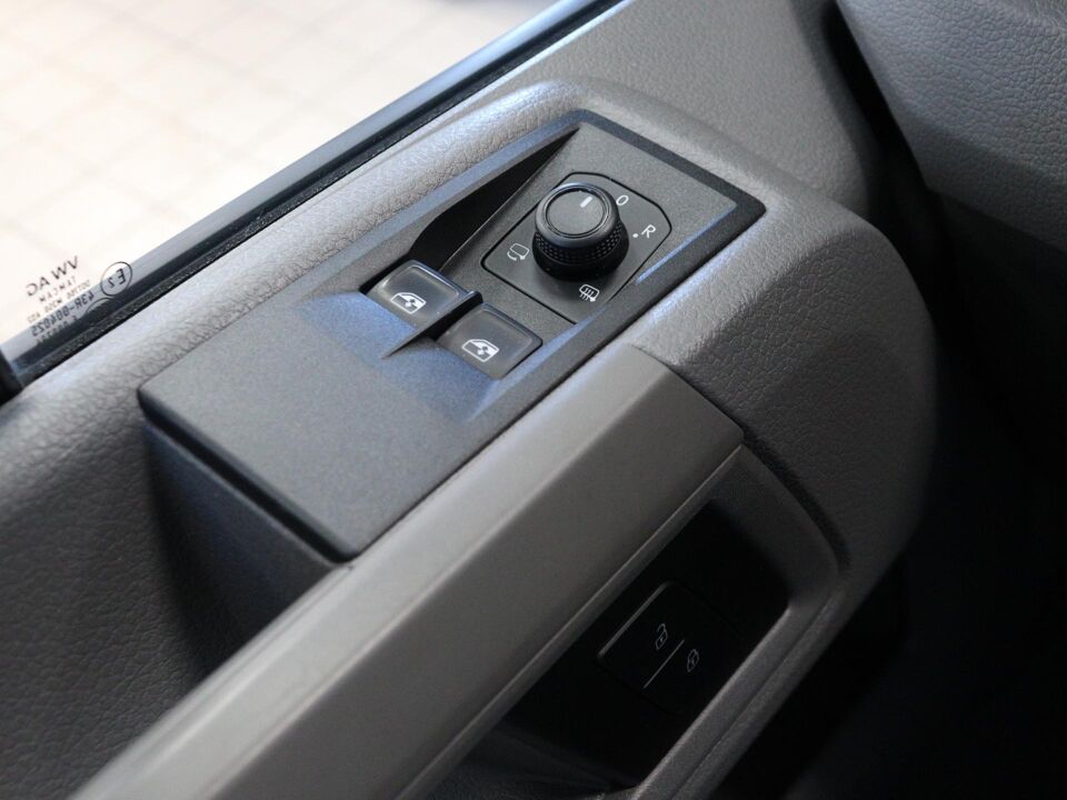 VW-Bedrijfswagens Crafter 35 2.0 TDI 177 PK Aut. L3H3 Exclusive
