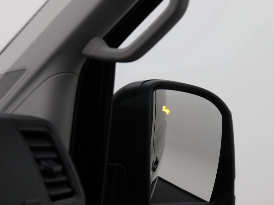 VW-Bedrijfswagens Crafter 35 2.0 TDI 177 PK Aut. L3H3 Exclusive