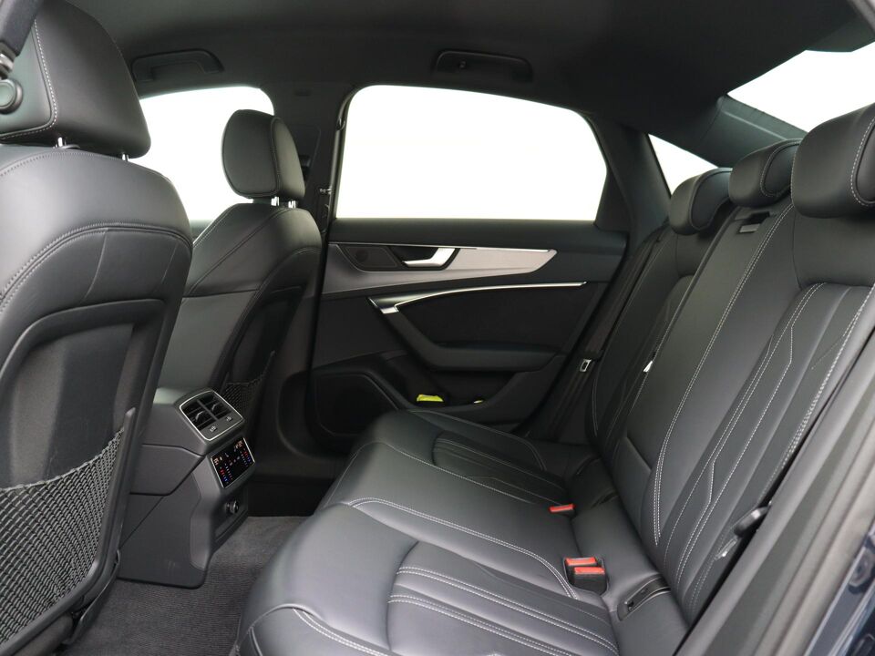 Audi A6 Limousine 55 TFSI e 367PK Quattro S Competition