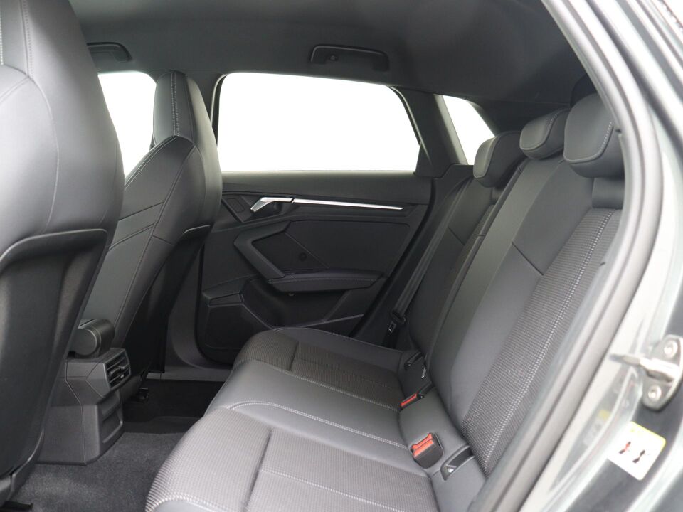 Audi A3 Sportback 30 TFSI S edition S-Line