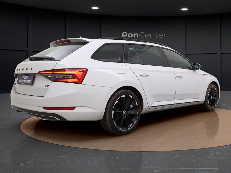 Škoda Superb Combi 1.4 TSI iV Sportline Business