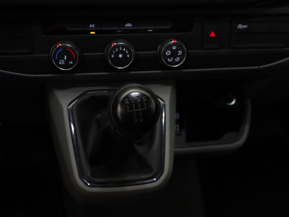 VW-Bedrijfswagens Transporter 2.0 TDI 110 L1H1 26 Trendline