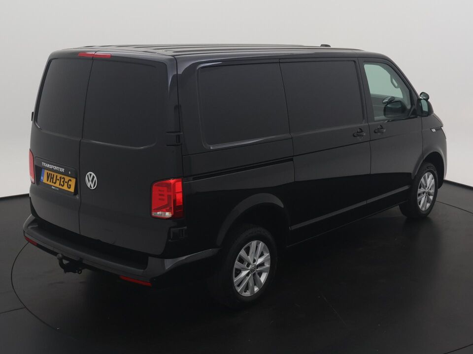VW-Bedrijfswagens Transporter 2.0 TDI 150 PK DSG L1H1 28 Highline