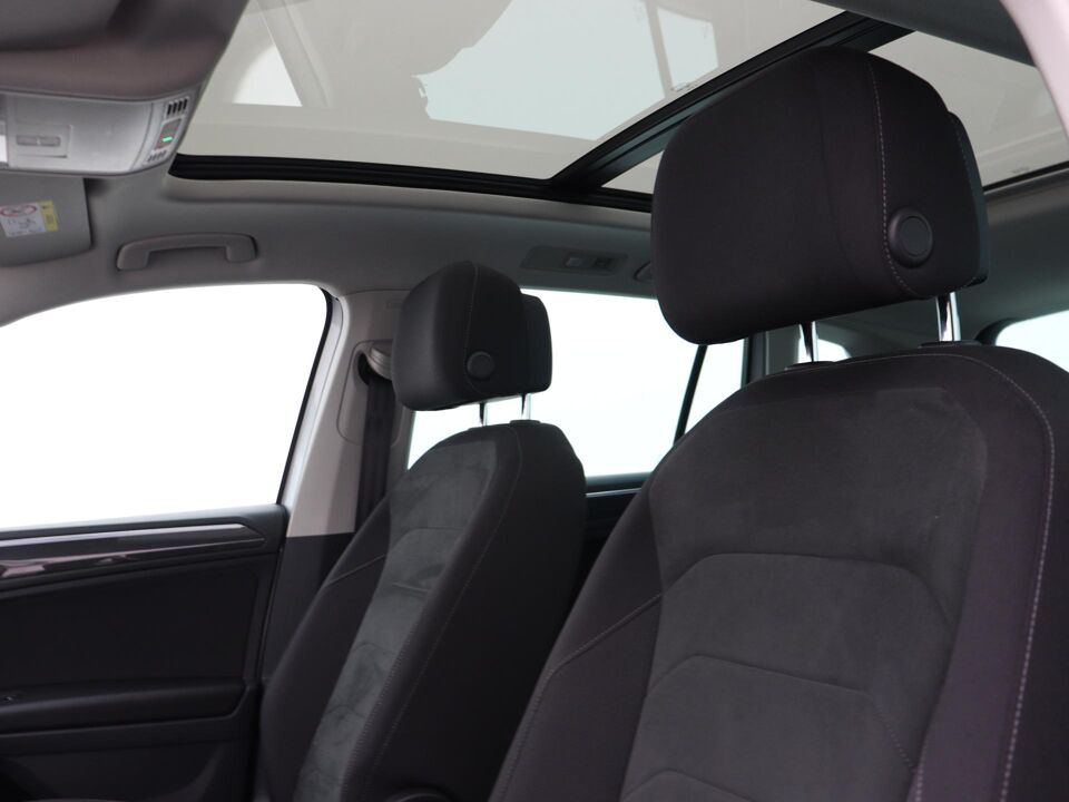 Volkswagen Tiguan 1.4 TSI eHybrid Elegance
