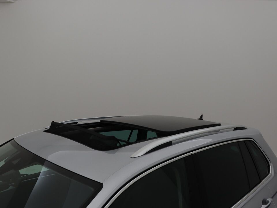 Volkswagen Tiguan 1.4 TSI eHybrid Elegance