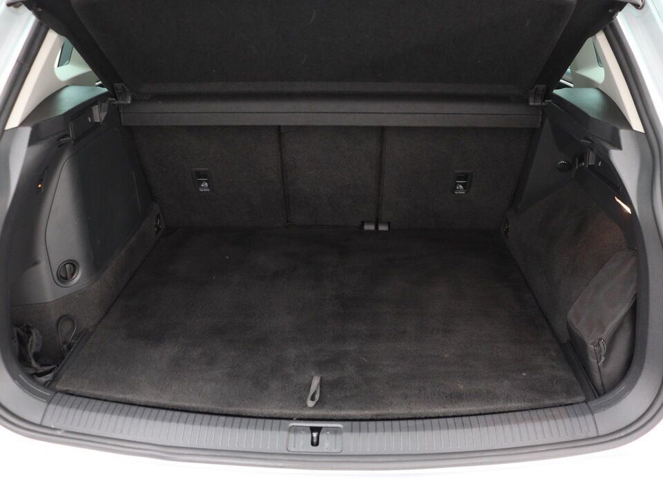 Volkswagen Tiguan 1.4 TSI eHybrid Elegance