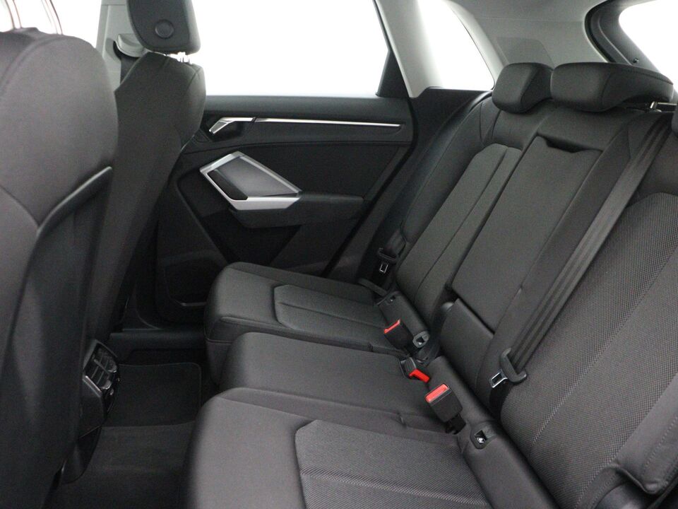 Audi Q3 45 TFSI e edition
