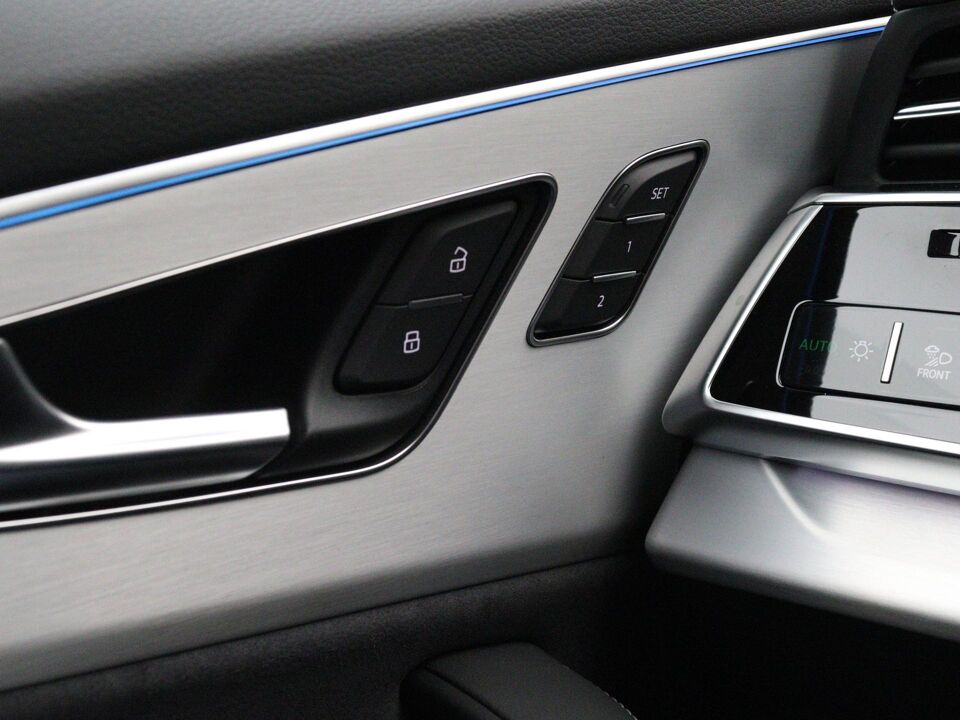 Audi Q8 Pro Line S 55 TFSI e 290 kW / 394 PK