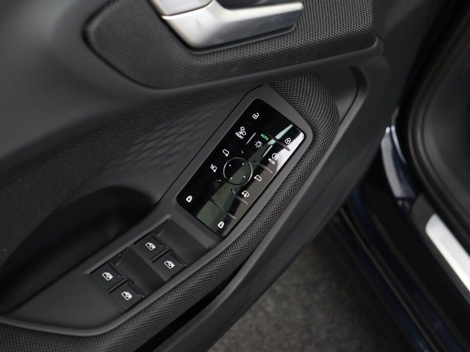 Audi A5 Limousine e-hybrid Advanced edition 2.0 TFSI e 220 kW / 299 PK