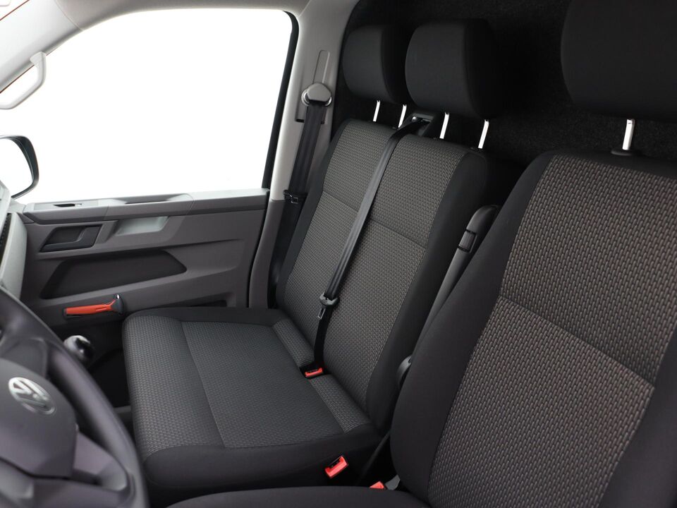 VW-Bedrijfswagens Transporter 2.0 TDI 110 PK L2H1 28 Comfortline