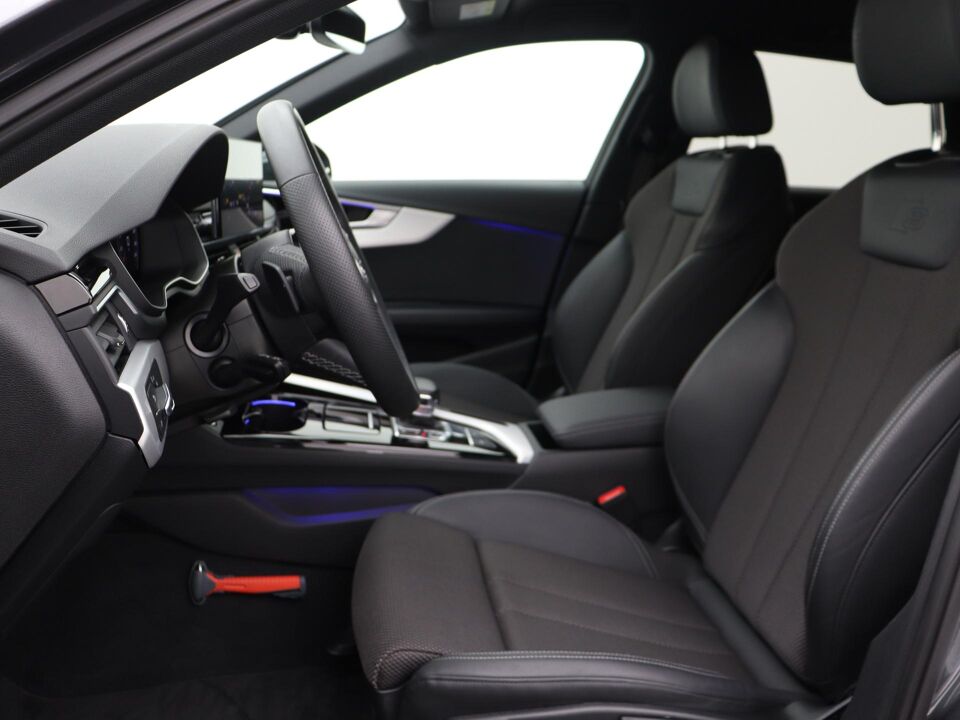 Audi A4 Avant 35 TFSI S edition Competition