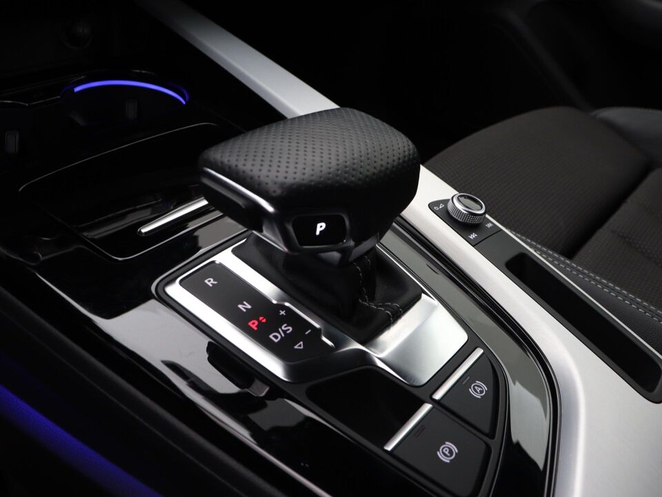 Audi A4 Avant 35 TFSI S edition Competition