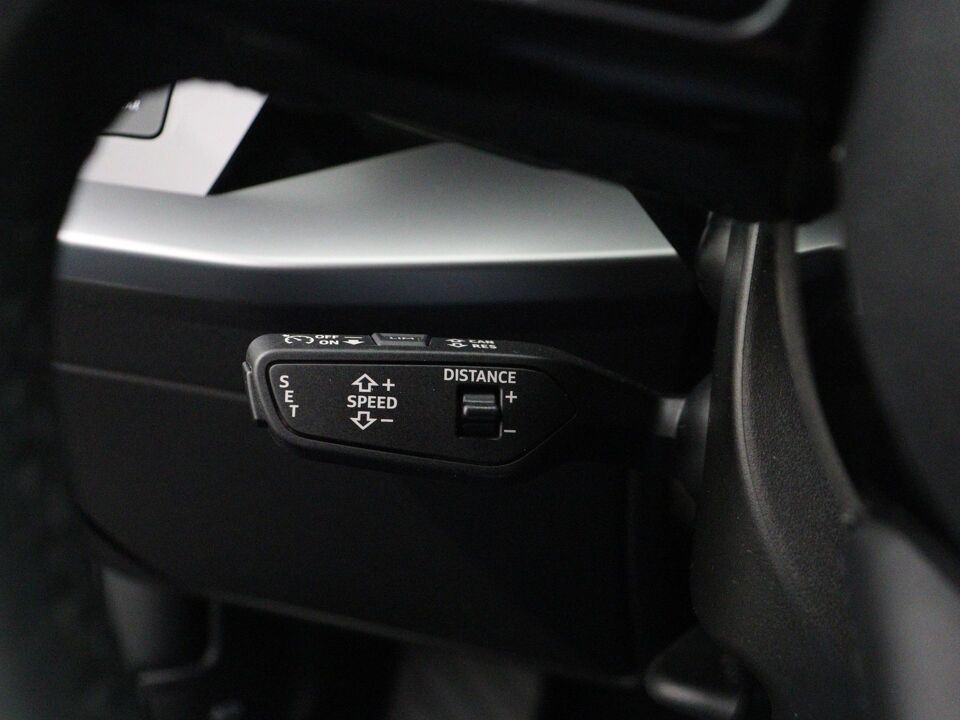 Audi A3 Limousine 30 TFSI Advanced edition