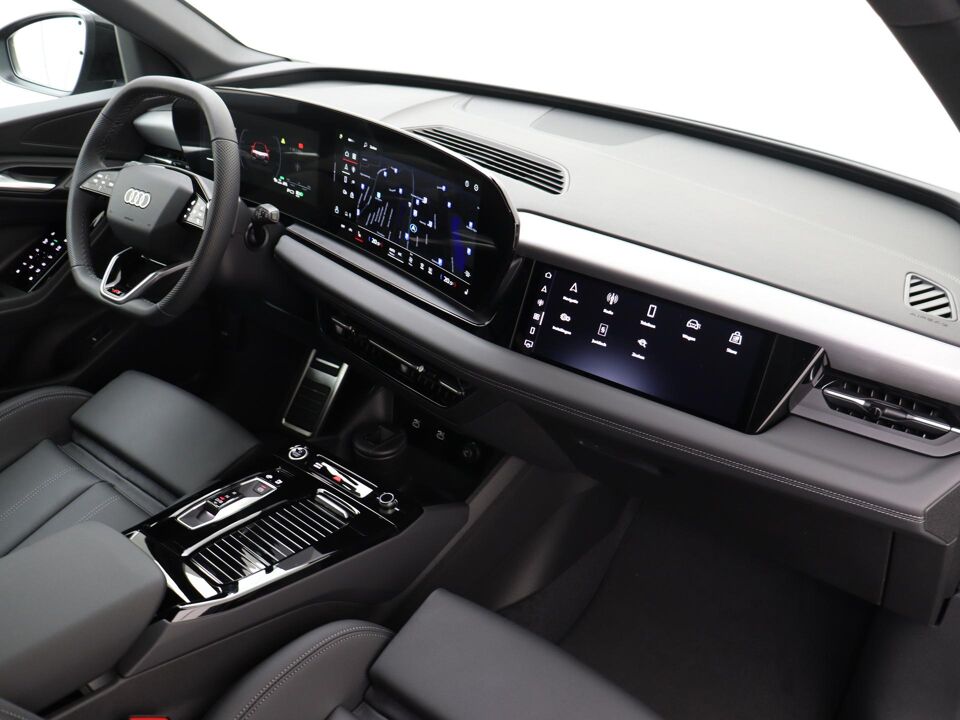 Audi Q6 e-tron S edition e-tron perf 100Kwh 225 kW / 306 PK