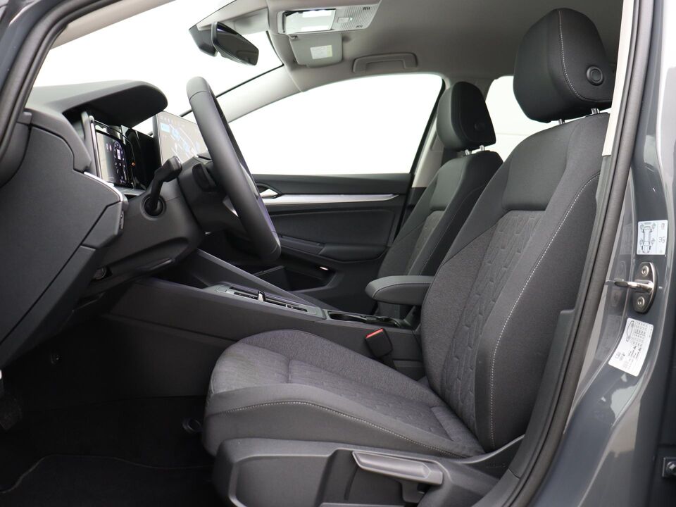 Volkswagen Golf Life Edition 1.5 eHybrid 150 kW / 204 pk