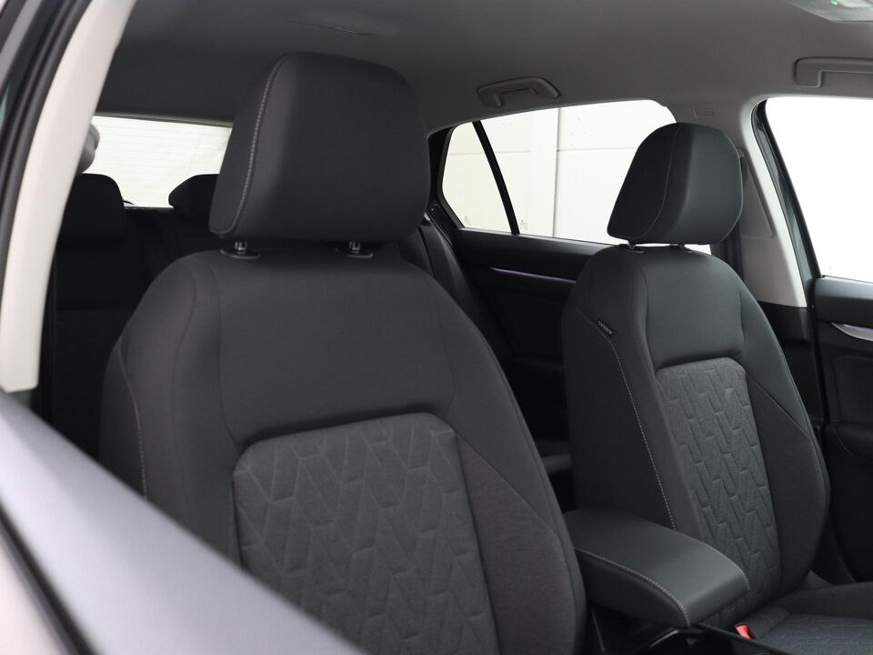 Volkswagen Golf Life Edition 1.5 eHybrid 150 kW / 204 pk