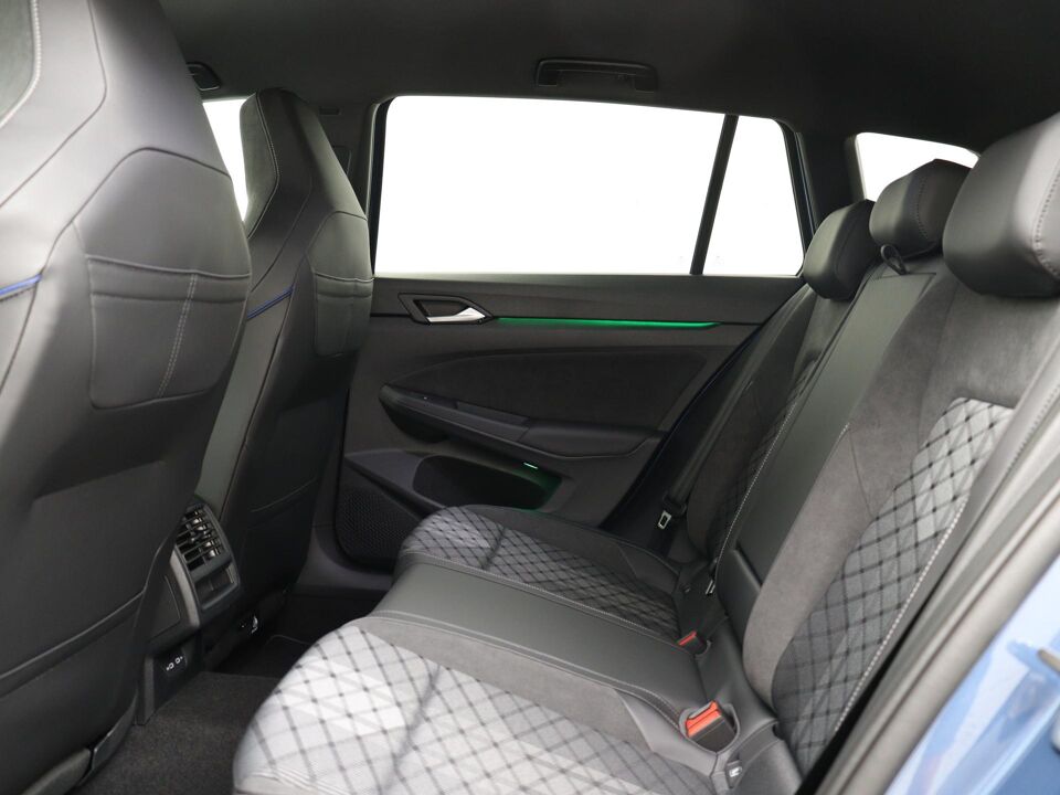 Volkswagen GOLF Variant R-Line-Edition 1.5 eTSI 85 kW / 116 pk