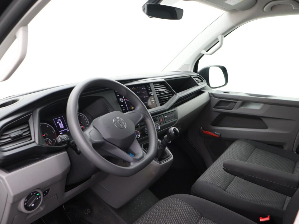 VW-Bedrijfswagens Transporter 2.0 TDI 110 PK L2H1 28 Comfortline