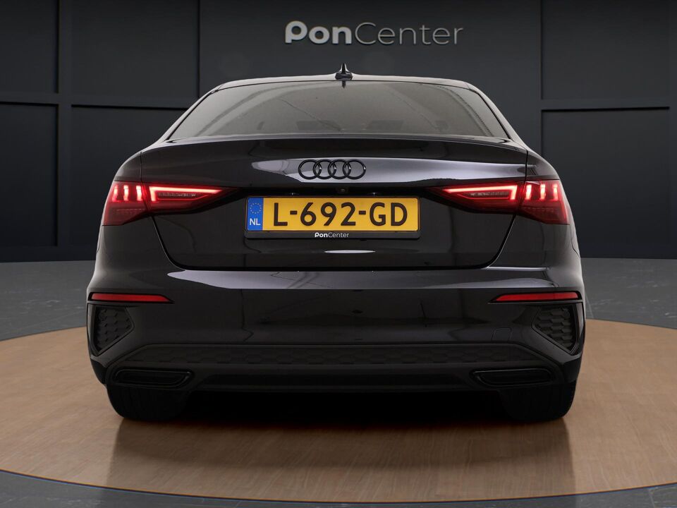 Audi A3 Limousine 35 TFSI 150 PK S-Line