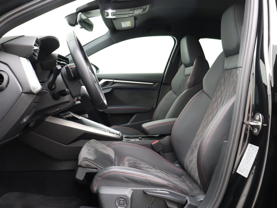 Audi A3 Limousine 35 TFSI 150 PK S-Line