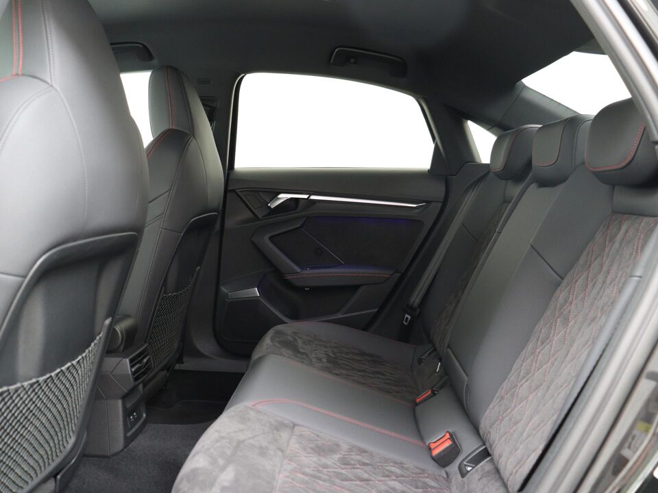 Audi A3 Limousine 35 TFSI 150 PK S-Line