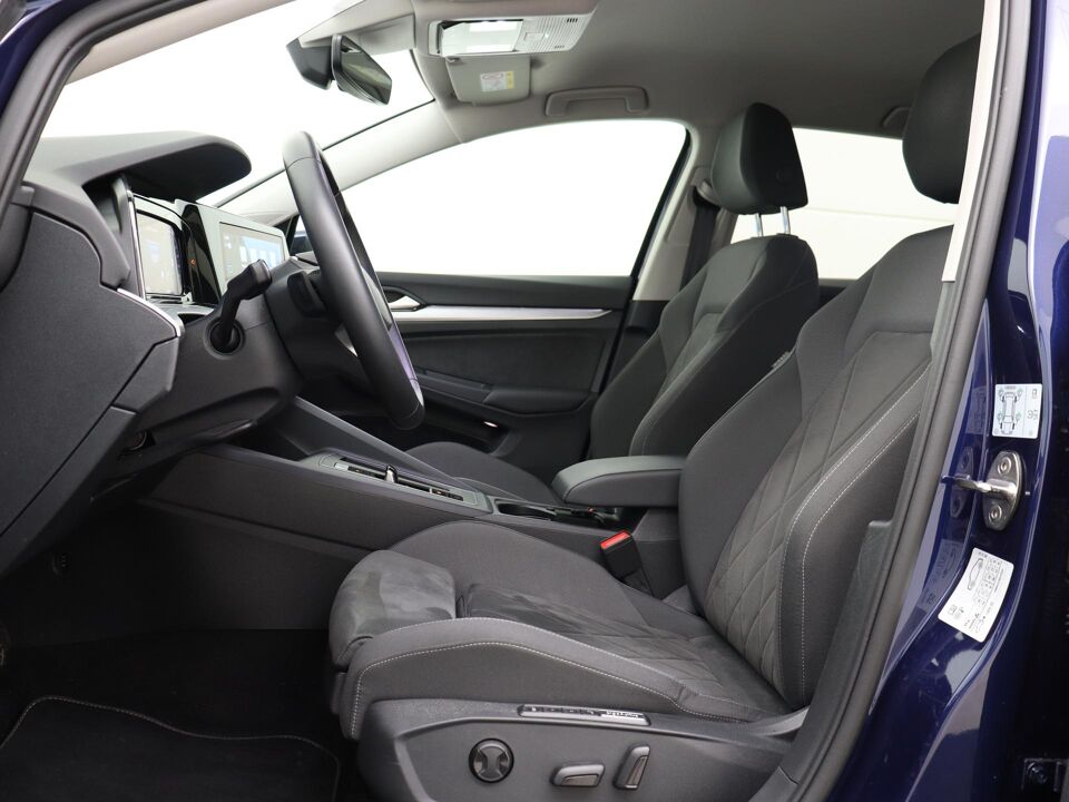 Volkswagen Golf 1.0 eTSI 110 PK DSG Life Business