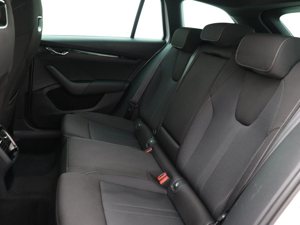 Škoda Octavia Combi 1.0 e-TSI Sport Business