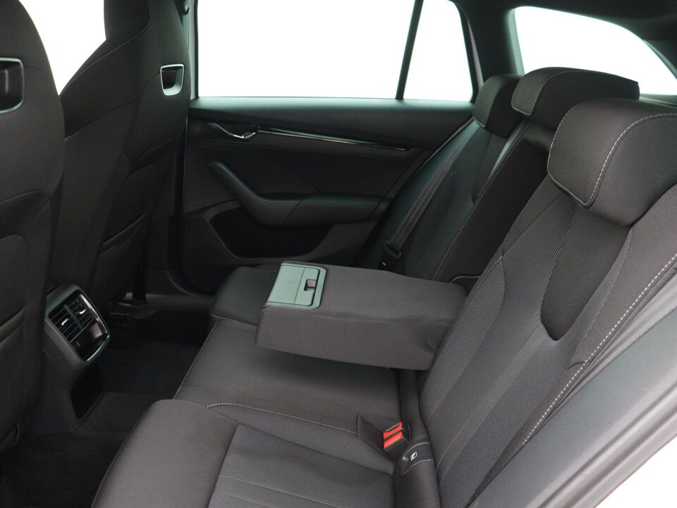 Škoda Octavia Combi 1.0 e-TSI Sport Business