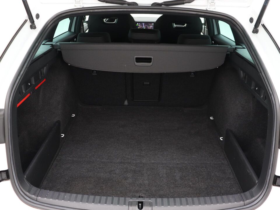 Škoda Octavia Combi 1.0 e-TSI Sport Business