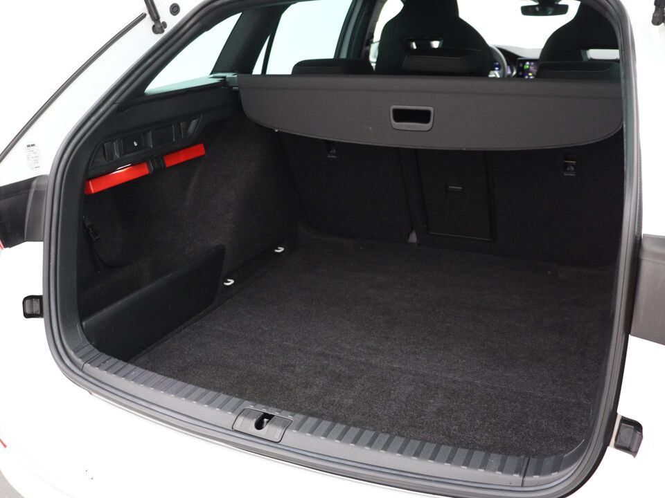 Škoda Octavia Combi 1.0 e-TSI Sport Business