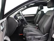 Volkswagen Passat Variant 1.5 TSI R-Line Business +