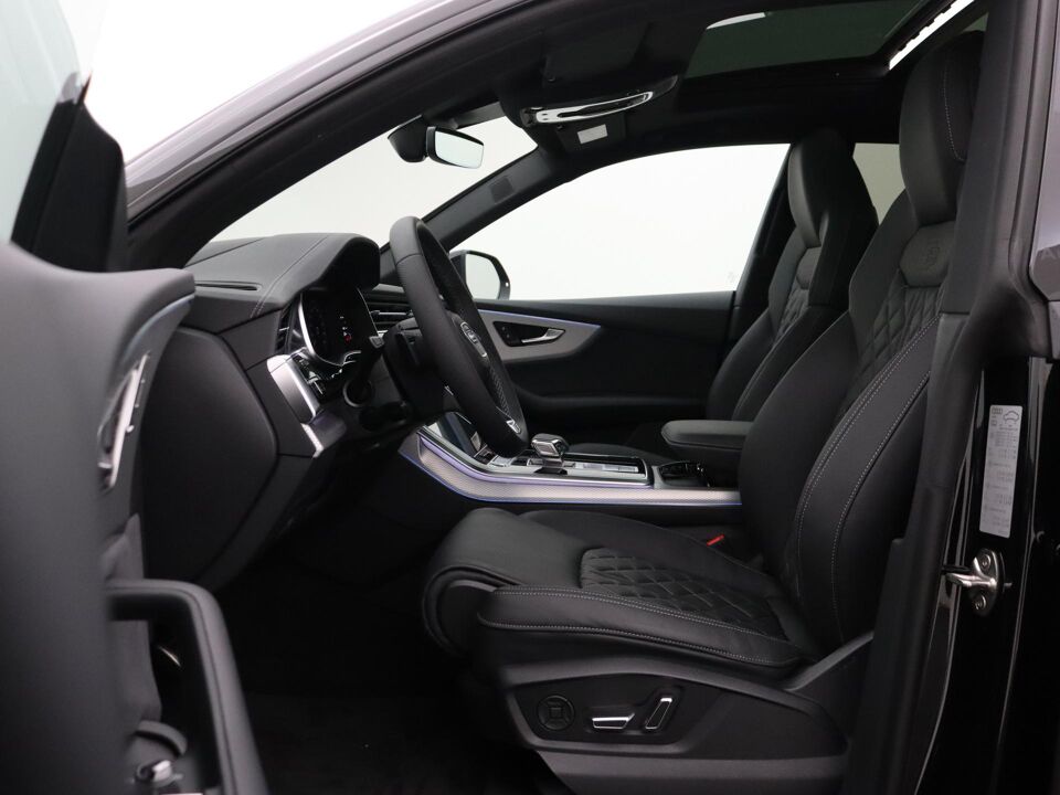 Audi Q8 60 TFSI e Quattro S-Line Competition