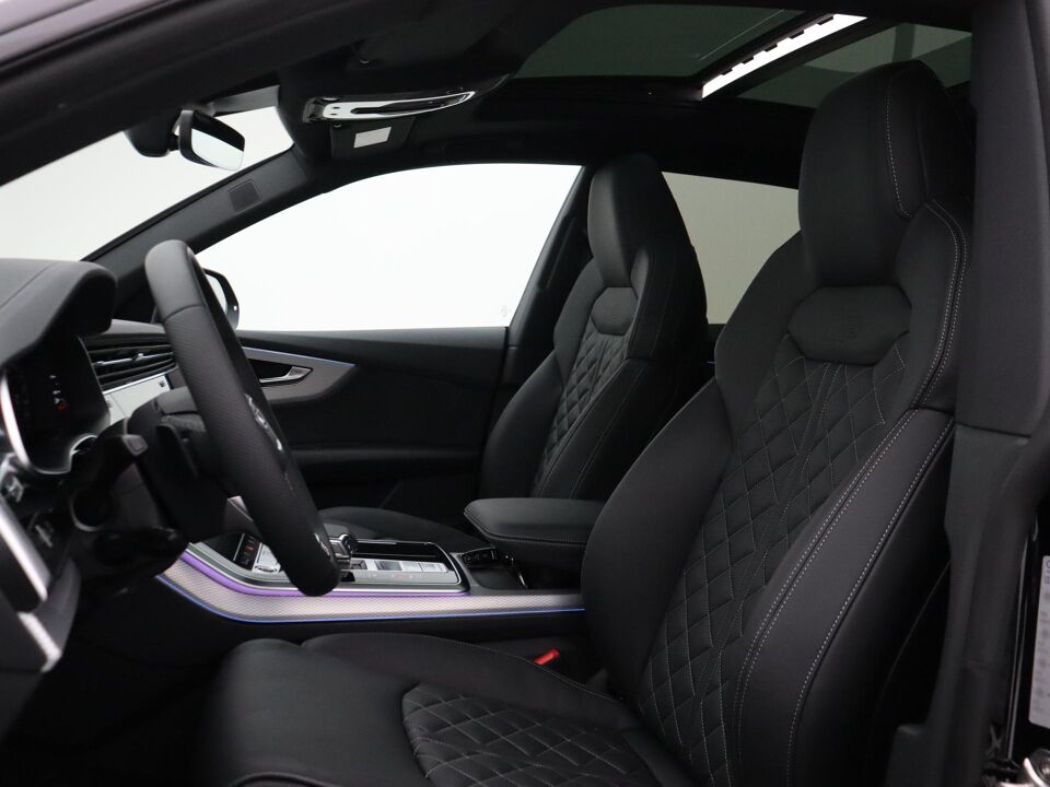 Audi Q8 60 TFSI e Quattro S-Line Competition
