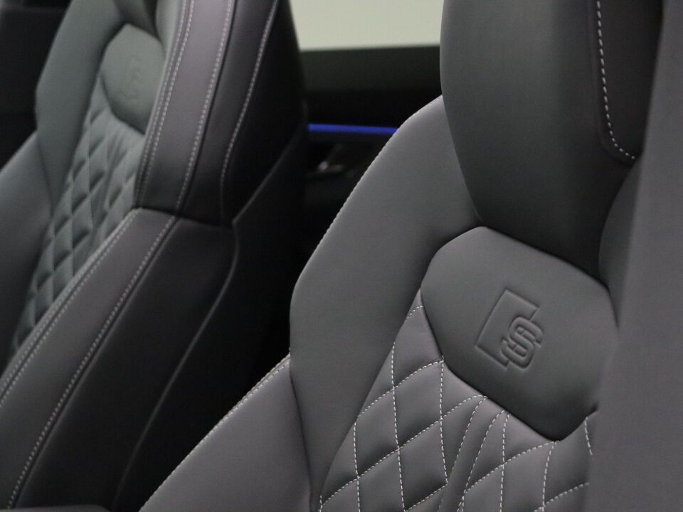 Audi Q8 60 TFSI e Quattro S-Line Competition