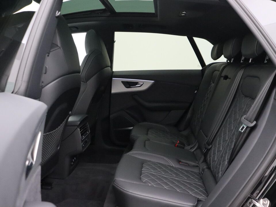 Audi Q8 60 TFSI e Quattro S-Line Competition