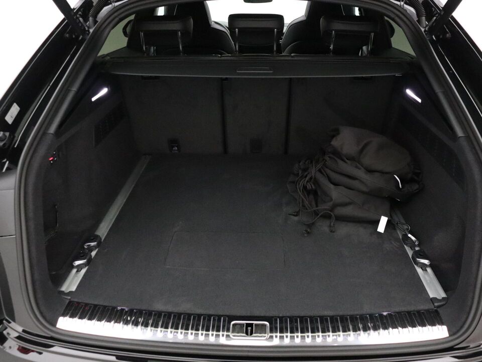 Audi Q8 60 TFSI e Quattro S-Line Competition