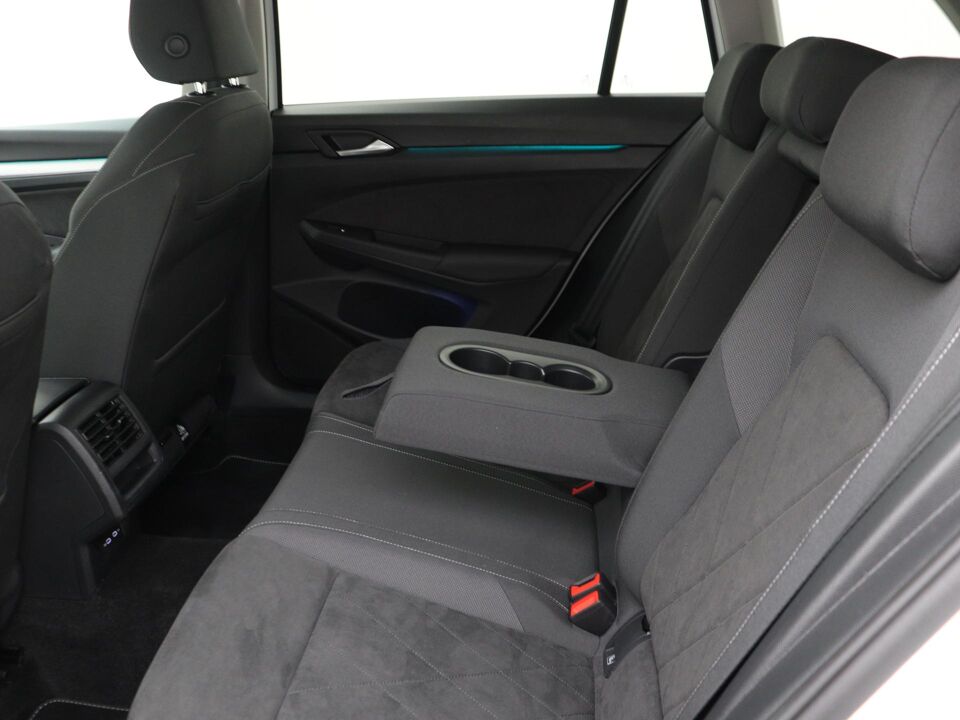 Volkswagen GOLF Variant 1.0 TSI Life Business