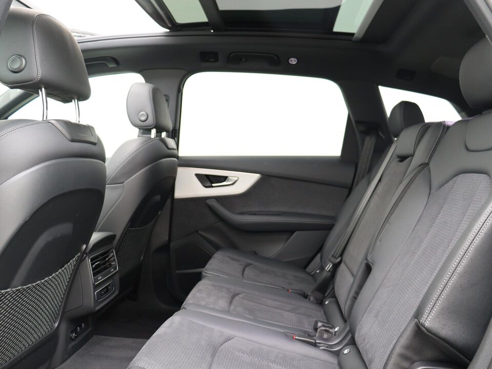 Audi Q7 55 TFSI e 394 PK Quattro S-Line