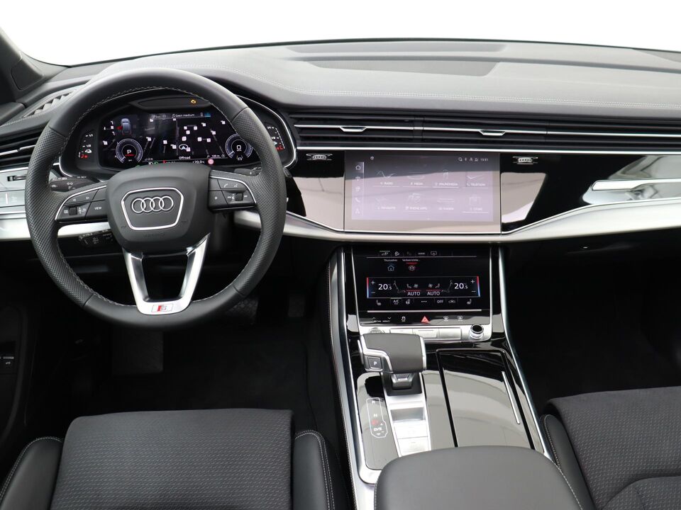 Audi Q7 55 TFSI e 394 PK Quattro S-Line