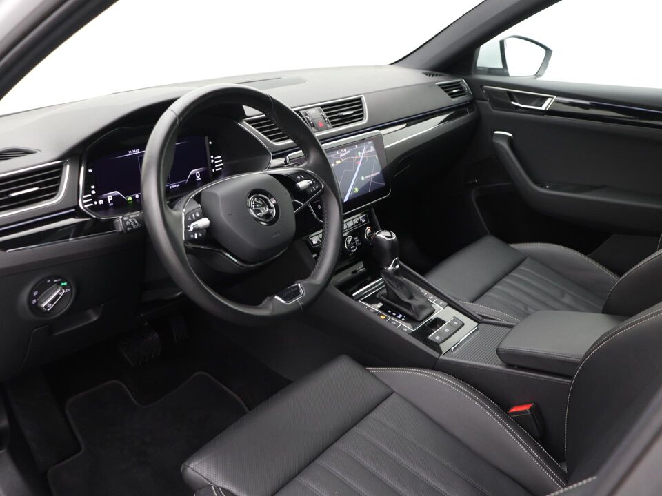 Škoda Superb Combi 1.4 TSI iV Laurin&Klement